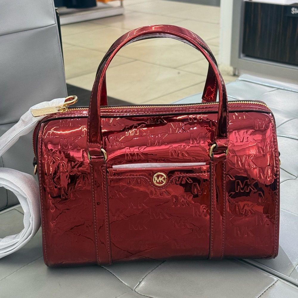 Michael kors jet set travel medium patent logo duffle satchel
